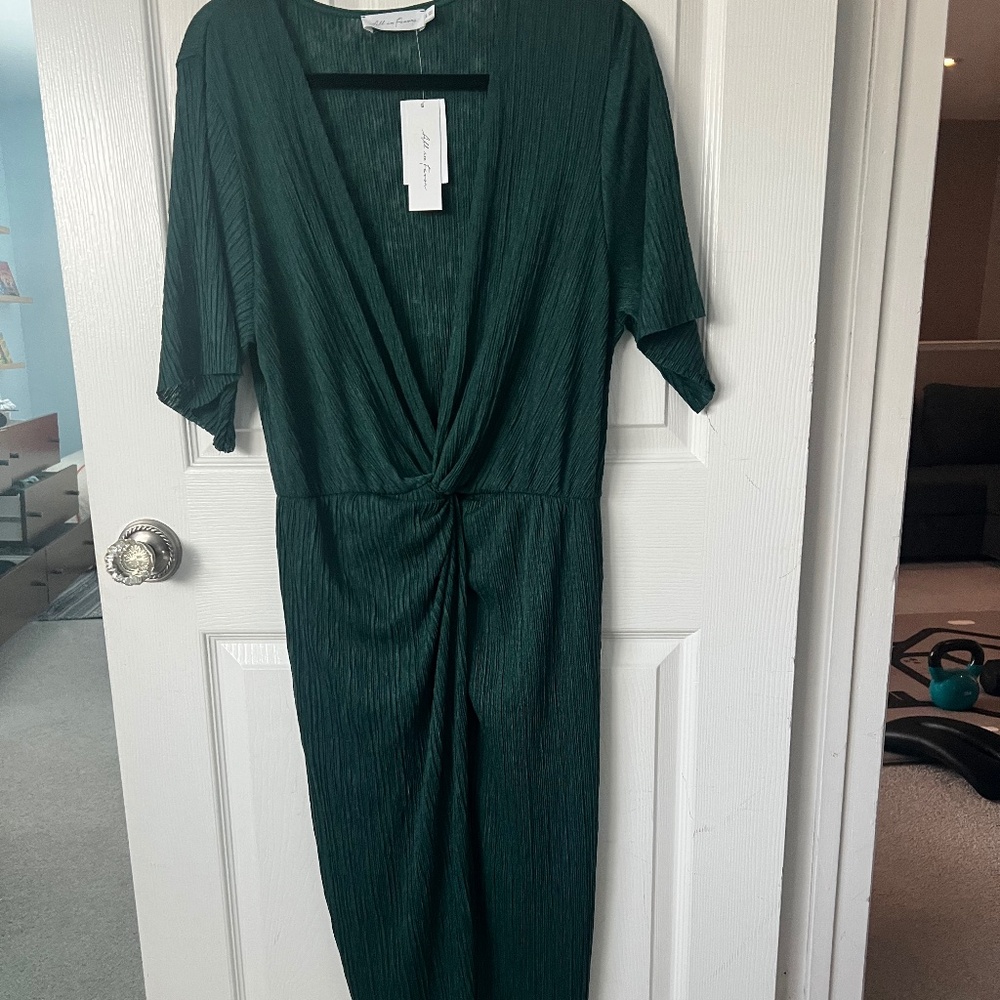 Dark green knot dress